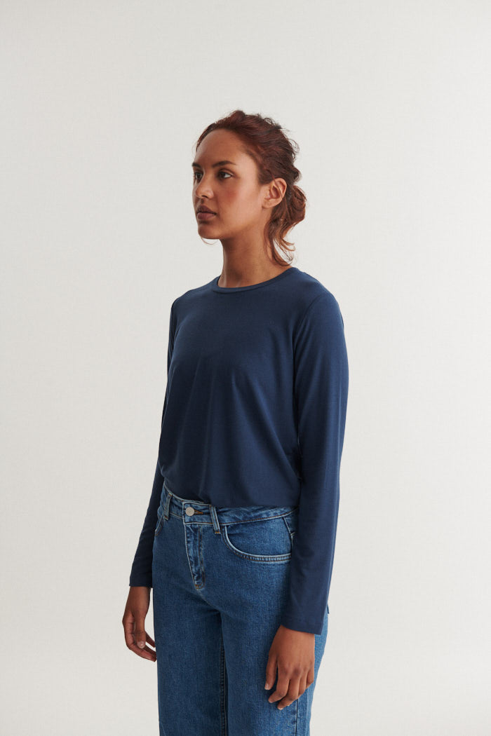 Basic Apparel Jolanda LS Tee T-shirts 048 Navy